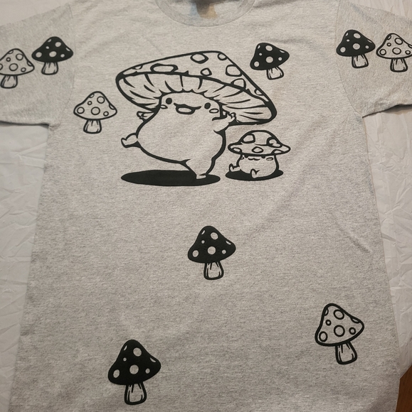 Dancing Mushroom Yellow Graphic Tee - Picture 1 of 3